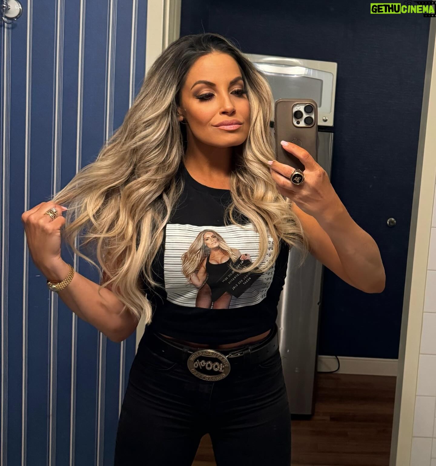 Patricia Stratigeas Instagram - The #BadGirlTour is in California! See you today and tomorrow at @stocktoncon! Check my story for signing times and photo ops Q&A panel! Can’t wait to see you guys this weekend!! @primetimeappearances
