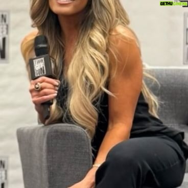 Patricia Stratigeas Instagram - Had such a great time last weekend on the 2nd stop of the #BadGirlTour as captured here by @thewillpro and @dsshin coming in with the bomb edit! What a team - LOVE this video with all my Stratuspherians!! Click #linkinbio to see the FULL VIDEO! Next stop - @bigeventny! New York - are you ready to have fun like this tomorrow?? Check my story for info TICKETS! @primetimeappearances