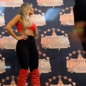 Patricia Stratigeas Instagram - With #Wrestlemania XL Saturday in the books! The Countdown to #WrestleMania  XL Sunday is on!

What are you most looking forward to tonight?? 

Makeup by @bfabulous1 
Hair by @karenperezbeauty