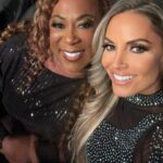 Patricia Stratigeas Instagram - WWE Hall of Fame. What a special night. And, @jackieredmond you’re my favourite Canadian too. Oh, and @wwegraves, you’re welcome. Swipe to see that the B*TCH IS BACK! #wwehof Hair and glam by @bfabulous1 Glow by @tanontherunpickering @tanontherun