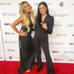 Patricia Stratigeas Instagram - Guess we know who @sonyadevillewwe’s favourite Canadian is eh @chelseaagreen? More photos at #linkinbio 📸