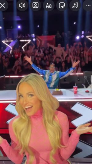 Patricia Stratigeas Instagram - Look! I can do magic too! Watch plenty of tricks and magic TONIGHT on an all-new episode of @cangottalent at 8/7c on @city_tv or stream it on Citytv 

ICYMI: Click #linkinbio or my story to catch up on last week’s episode!