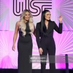Patricia Stratigeas Instagram - Guess we know who @sonyadevillewwe’s favourite Canadian is eh @chelseaagreen? More photos at #linkinbio 📸