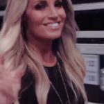 Patricia Stratigeas Instagram - Can’t wait to make memories like these with you guys this weekend in #Philly! Wrestlemania week is such a special time and I’m loving that the #BadGirlTour has come around to @officialwrestlecon so I can meet all of you! #WM40 @primetimeappearances Who’s coming?? Click #linkinbio for signing times tickets! Shout out to @mr_seanhill for capturing these moments during the #BadGirlTourUK… and, there’s more! Stay tuned …