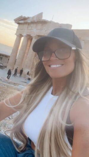 Patricia Stratigeas Instagram - The MOTHERLAND!! Greece! 🇬🇷

I can’t believe how many of you guessed right! And we made it there in time for Easter, to be in Greece for one of the most special and holiest time of the year and be able to take part in some of the traditions and ceremonies that are held around the country is something for the books. 

Χριστός Ανέστη! 🇬🇷🕯️🐰 #ChristosAnesti #GreekEaster