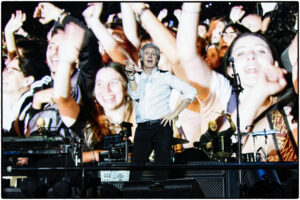 Paul McCartney Instagram - Happy New Year’s. May next year be shining bright - Paul