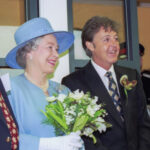 Paul McCartney Instagram - 70 beautiful years of Queen Elizabeth the second. Congrats ma’ am! And thanks - Paul⁣ ⁣ 📷 Paul and the Queen at the royal opening of the Liverpool Institute for Performing Arts, 1996.⁣ ⁣ #PlatinumJubilee #queenelizabethii