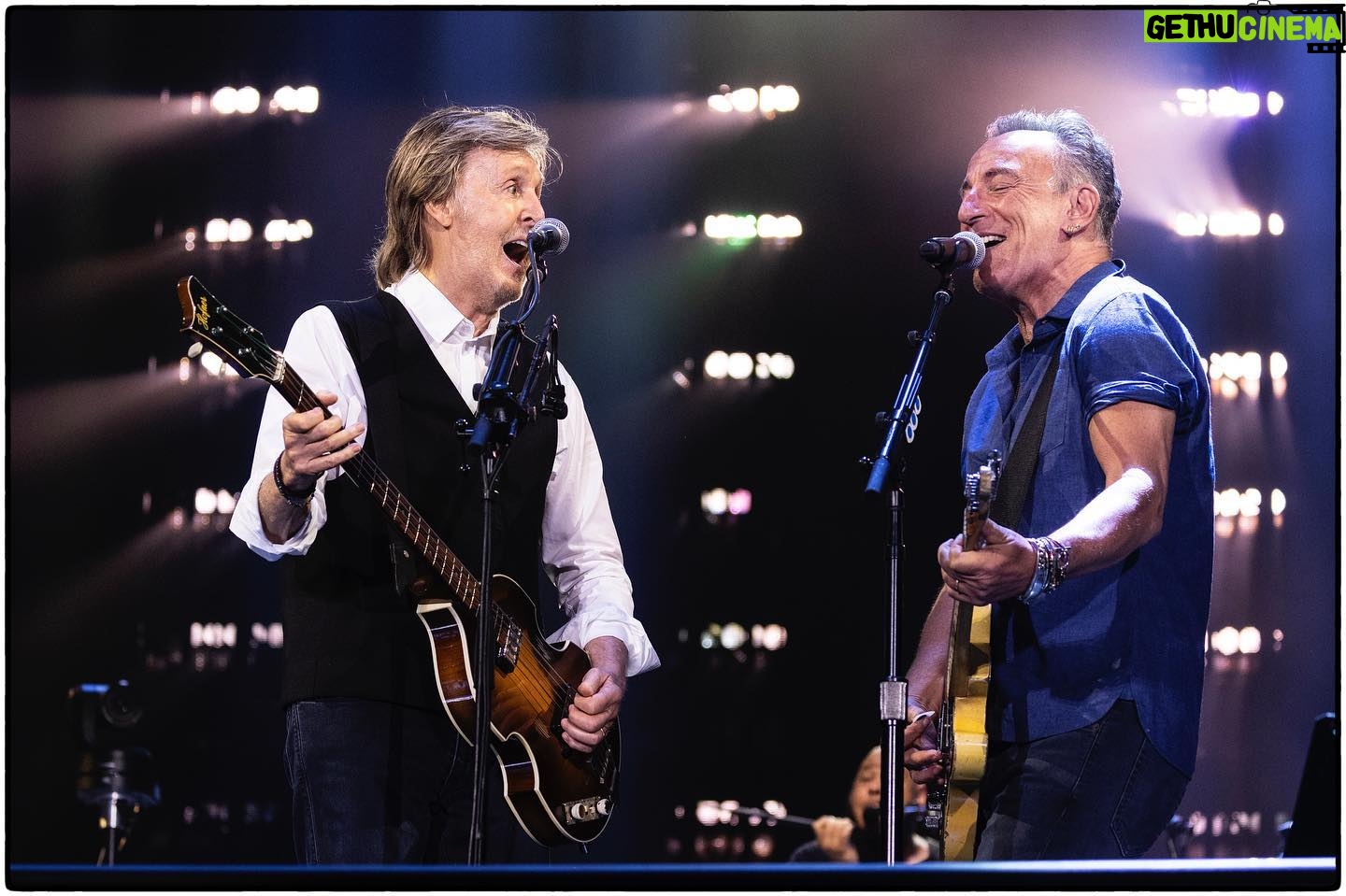 Paul McCartney Instagram - Glory Days with Bruce Springsteen #PaulMcCartneyGotBack #springsteen