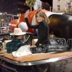 Paula Abdul Instagram - It was such an honor to be recognized as the 2023 Humanitarian of the Year at the #HollywoodChristmasParade!🙏🏼🎄✨The iconic parade will air in primetime on @thecw on December 15th!