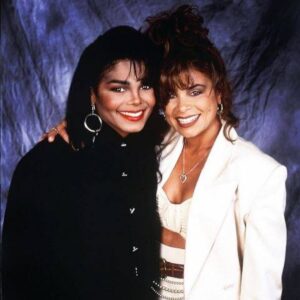 Paula Abdul Instagram - It’s #WomensHistoryMonth, and boy do this wonderful woman and I have history! Forever inspired by you and your many talents @janetjackson, and I cherish the history we’ve shared together that’s filled with so many wonderful memories. 🥰 Celebrate the powerful ladies in your life this month and always!!! 👯‍♀️💕 XoP #WHM
