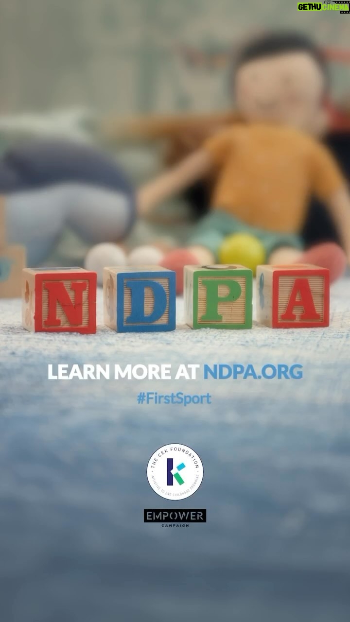 Paula Abdul Instagram - I may love the fine arts and basketball, but the #FirstSport all kids should learn is how to swim! Please watch & share this video and let’s save kids’ lives! @drownalliance