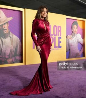 Paula Abdul Instagram - I’m blown away by @thecolorpurple 💜 The music and score was magnificent, the choreography was exquisite (shoutout to the brilliant @fatima_noir!), and the movie itself was absolutely stunning. I was in awe!! And I’m over the moon proud of our shining star, @tasiasword, who was stellar! ⭐️💫 BRAVO to the entire cast - this film is filled with so many Oscar worthy performances 👏🏼 @thecolorpurple in theaters December 25th 💜 

Makeup @callitodeh 
Hair @faustinehornok  Dress @michaelcostello