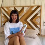 Paula Bolatti Instagram - Todas las green flags las cumple: Goicoechea Doble Mentol ✅ Alivia la pesadez y el cansancio de las piernas hinchadas ✅ Brinda una doble sensación de alivio: refrescando y relajando las piernas al instante ✅ Se aplica 2 veces al día con suaves masajes y cómo es de rápida absorción estás lista al tiro! Pueden conseguirla en @preunic_cl Durante el mes de noviembre, usando mi código: PAULAGOICO, tienen envío gratis! #Goicoechea #DobleMentol Publicidad