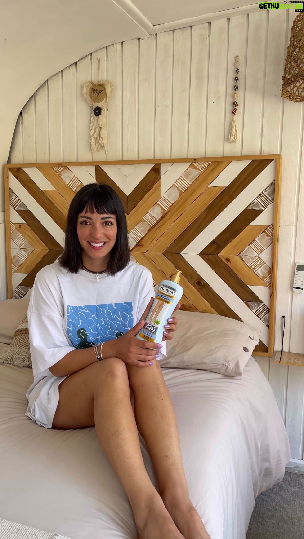 Paula Bolatti Instagram - Todas las green flags las cumple: Goicoechea Doble Mentol ✅ Alivia la pesadez y el cansancio de las piernas hinchadas ✅ Brinda una doble sensación de alivio: refrescando y relajando las piernas al instante ✅ Se aplica 2 veces al día con suaves masajes y cómo es de rápida absorción estás lista al tiro! Pueden conseguirla en @preunic_cl Durante el mes de noviembre, usando mi código: PAULAGOICO, tienen envío gratis! #Goicoechea #DobleMentol Publicidad