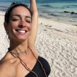 Paula Bolatti Instagram - Unas buenas vacaciones comienzan con @copaairlines ✈️💖 . Mejora tus experiencias de viajes con @copaairlines que te ofrece en todos los vuelos Clase Ejecutiva y en algunos Clase Ejecutiva Dreams 🤩 te permitirá tener una experiencia superior con un servicio de clase mundial! 🔝 Agenda tu próximo viaje en www.copaair.com ✈️