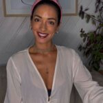 Paula Bolatti Instagram – Descubriendo los productos de @esika.oficial ❤️ #RegalosQueEnamoran
.
1) Máscara de Pestaña Mega Full Size.
2) Labial Color Duo Tatto
3) Perfume Vibranza
.
#Publicidad #Paidpartnership

*Evaluación in vivo del crecimiento de las pestañas por análisis de imágenes vs placebo. Lab. Kosmoscience (Brasil, 2019)
*Prueba sensorial de duración a 36 horas. Laboratorio Sinapsis, Colombia (2022).
NSOC03233-20CO, NSOC04908-21CO Y NSOC04909-21CO, NSOC80200-17CO