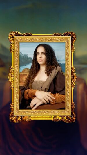 Paula Stephânia Instagram - A Monalisa é cacheada, só não tinha @koleneoficial , por isso seus cachos eram tão tristinhos! Kkk! 

Me transformei em obras de arte e usei a gelatina rosa da Kolene primeiro pra dar definição na Monalisa, depois pra fazer o penteado da Frida e por último pra revitalizar os cachos pra Mulher de Chapéu de Picasso! 

#CabeloKoleneSim #gelatinakolene #publi