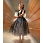 Paz Bascuñan Instagram - ❤️Nunca pienses que es demasiado tarde para empezar a aprender algo nuevo. Mejor manera de partir el día. 🙌buen viernes ❤️ #música #danza #cuerpoymente #aprendiendo #puroempeño