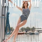 Pelin Uluksar Instagram - Yeeeeyy❤️‍🔥 Çok keyif aldığım bir çekimdi, emeği geçen herkese teşekkür ederim🤩 TEMMUZ ‘23 @gardiropmagazin Yayınlar Direktörü: @gulay_ozdemir Fotoğraflar: @nadirozkan Video: @unalavcii Moda ve Güzellik Direktörü: @caglakucukdereli Styling: @sedassolmaz Saç ve Makyaj: @mesut.ozuzun Kurumsal İletişim: @mine.gunduz Marka İletişimi: @yoncayalki Prodüksiyon: @nutekstudio Fotoğraf Asistanı: @togicoo Saç ve Makyaj Asistanı: @makeup_aysealtunyildiz Mekan: @ctekkayadenizcilik Teşekkürler @ufukergin @sociaentertainment @gorkemsanver @esratekkaya