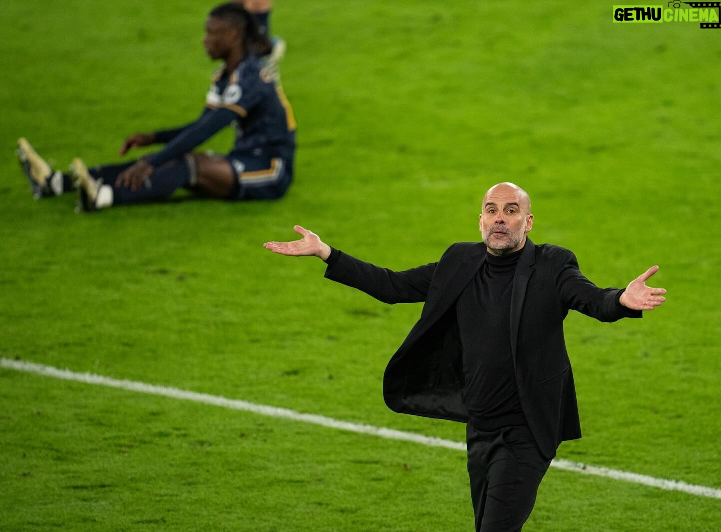 Pep Guardiola - 0.9 Million Likes - #championsleague quarter-finals 2nd leg
@mancity 1-1 @realmadrid (4-4 on aggregate, 3-4 pen.)
#ucl #mancity