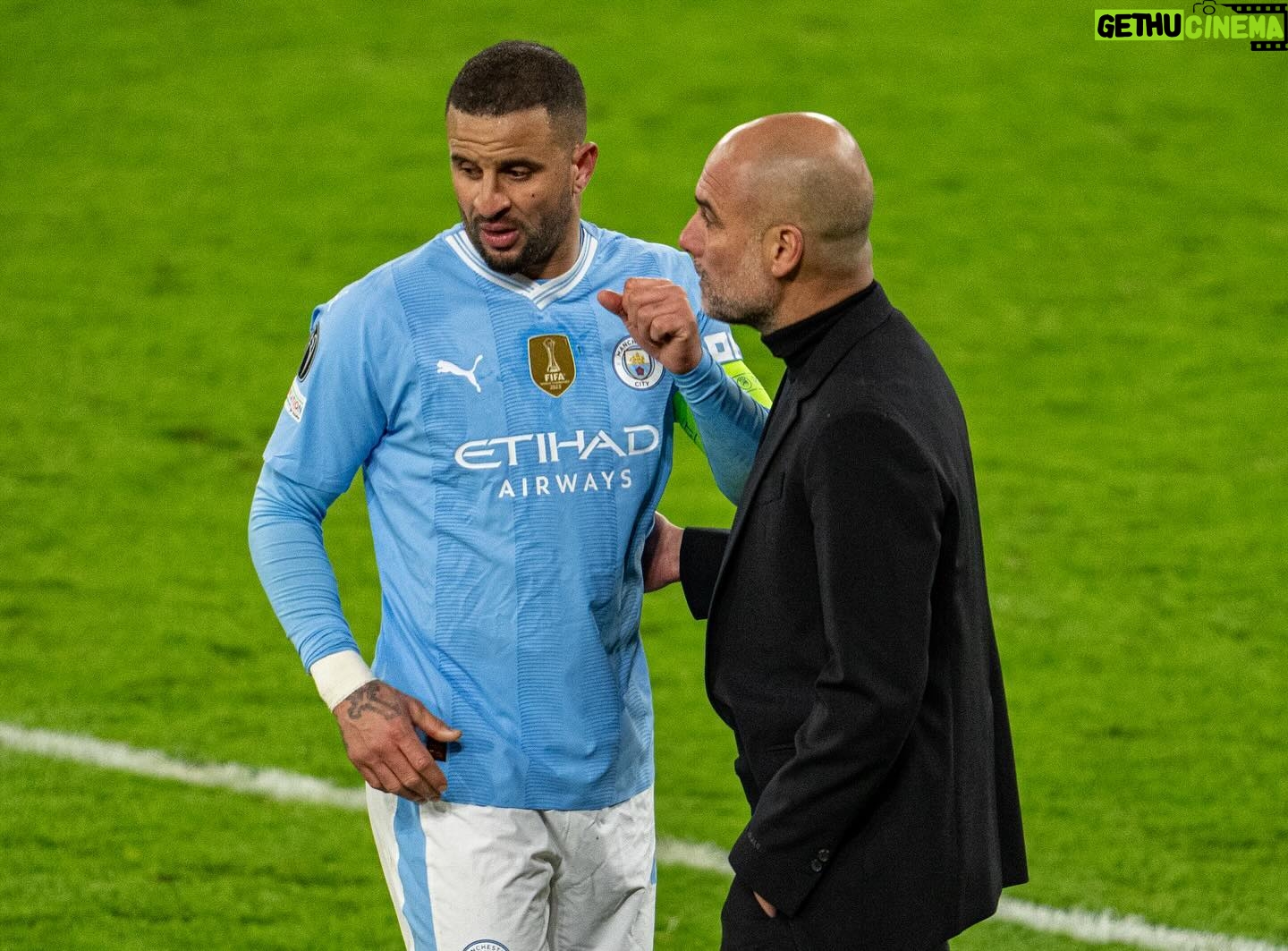 Pep Guardiola - 0.9 Million Likes - #championsleague quarter-finals 2nd leg
@mancity 1-1 @realmadrid (4-4 on aggregate, 3-4 pen.)
#ucl #mancity