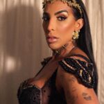 Pepita Instagram – O brilho do Carnaval ilumina a minha alma! Vivendo cada instante intensamente e com paixão. 💛