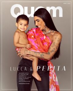 Pepita Instagram - No próximo domingo (12), comemoramos o Dia das Mães e, sendo assim, não tinha como nossa capa de maio ser outra: @pepita 💖 A artista, que é mãe de Lucca Antônio, de 2 anos, tem uma maternidade tão tradicional, quanto fora da curva. Ela representa a experiência de toda mãe brasileira, ao mesmo tempo em que passa por violências inimagináveis para qualquer outra mãe. Aos 41 anos e com uma carreira bem-sucedida, Pepita abriu as portas de sua mansão, em São Paulo, para falar à Quem das alegrias e também das dores da maternidade. É que, apesar das muitas adversidades do dia a dia, o maternar de Pepita é um testamento de amor tão grande e transformador, capaz de mover montanhas inéditas. Leia a entrevista completa no link da bio. Texto e produção executiva: @phynocomph_ Fotografia: @rhaiffe Styling: @miguelcuenca Beleza: @williamcruzes Vídeo: @luizanobrega para @twz________ Assistência de fotografia: @natimitie e @jozzuuphoto Produção de moda: @wll.uil Assistência de vídeo: @tiagozani Retoque: @vwretouch/ @victorwagnerr Catering: @samir.amis