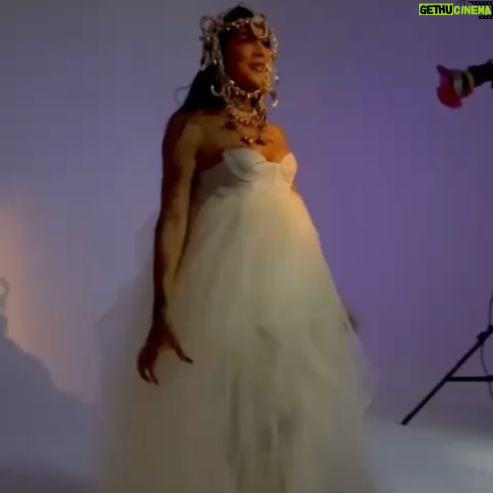 Pepita Instagram - Você pode ser a deusa que você quiser ser, do jeito que você quiser, com o poder que você quiser! Que você possa sempre acreditar na mudança, que você possa sempre acreditar em você. Um ótimo fim de semana! 💜