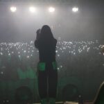 Pepita Instagram – A arte entrou na minha vida de um jeito muito louco, muito surreal. Se não fosse a arte eu seria mais uma no meio da multidão. É isso mesmo! Ou então ouvindo essa frase “pega”, “lava”, “traz”, “me serve”. A arte entrou na minha vida no momento que eu mais precisava da arte, era o início da minha transição, eu precisava me entender melhor e entender meu corpo. 
De uma forma muito louca eu conseguia me ver de um jeito muito leve, muito gostoso, só que a sociedade muitas vezes quis me diminuir e achar que eu não sou o que eu dizia. 
Eu sou ela, eu nunca posso ser ele. 
A arte me fez conhecer pessoas, lugares, paladares, sentir emoções, me emocionar, emocionar o outro e entender que eu poderia ser a artista que eu quisesse ser. Ser a
primeira travesti funkeira do Brasil! Quando eu ouvi esse rótulo eu falei “Eita! Muito obrigada a arte! Gratidão!”

E hoje eu posso gritar que a arte muda vidas! E a arte faz arte acontecer.

Arte é leveza, música e felicidades. E tenho uma super dica para quem assim como eu ama arte, todos os episódios da primeira série musical do @globoplay, Vicky e a Musa já estão disponíveis. Essa série tem um elenco incrível e é da mesma autora do sucesso “Vai na Fé”, a história é uma delícia de acompanhar, sucesso garantido. Vamos maratonar juntos? Aproveitem que o primeiro apisódio está aberto pra não assinantes também!
#publicidade