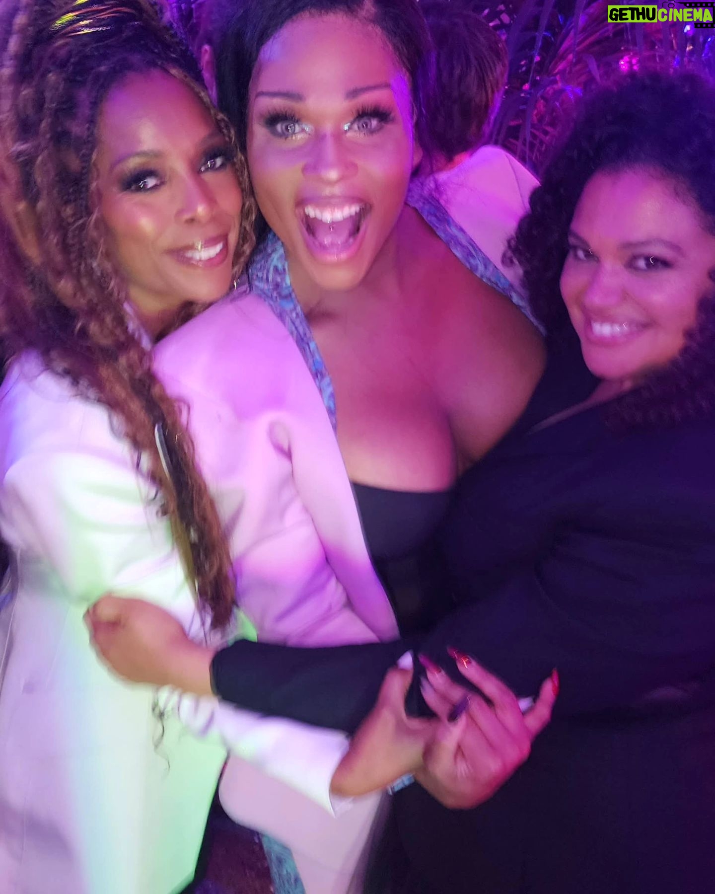 Peppermint Instagram - Happy Birthday to @tasha4realsmith and @sidrasmithofficial two incredible women that met in two entirely different phases of my life and I'm so grateful for. Please show them some Birthday love!