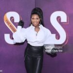 Peppermint Instagram – The @suffsmusical  purple carpet…. 
Feeling my black Cat fantasy 💛💜🤍