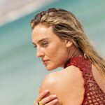 Perrie Edwards Instagram - The love for the Forget About Us music video has been amazing, thank you thank you THANK YOU!