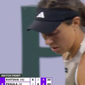 Petra Kvitová Instagram - That fourth match point save 😳

INCREDIBLE fighting spirit from @petra.kvitova 🙌

Through to the last eight in #TennisParadise!