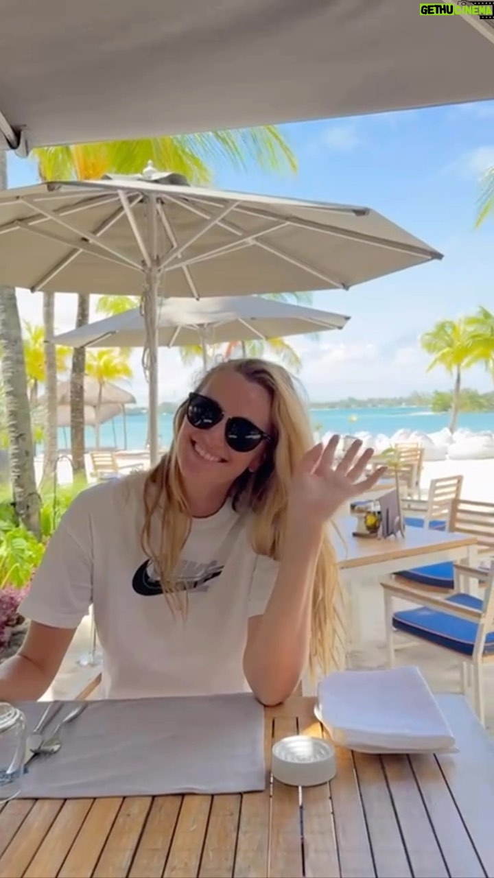 Petra Kvitová Instagram - One of the best hotel experiences I’ve had… and we travel a LOT! Will miss the beautiful island of Mauritius and most of all, the warmth of its people ❤️ @shangrilamauritius #shangrilamauritius #findyourshangrila #myshangrila