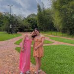Peyton Elizabeth Lee Instagram - Singapore flicks