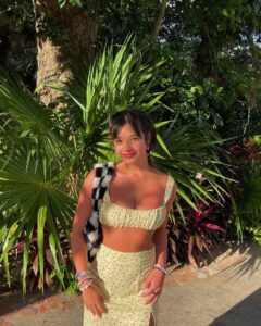 Peyton Elizabeth Lee Instagram - Weekly roundup