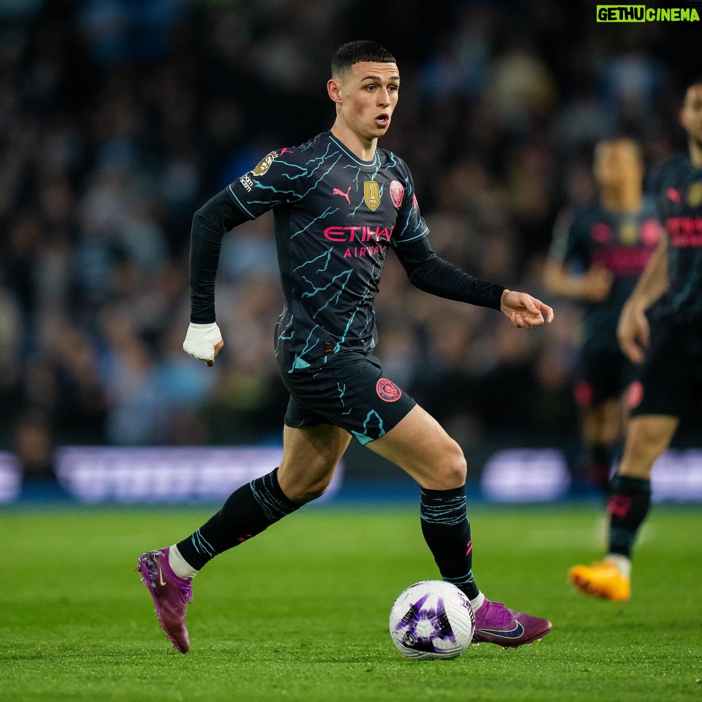 Phil Foden Instagram - Big win in Brighton 👊🏻 Come on the boyssss! 🔵