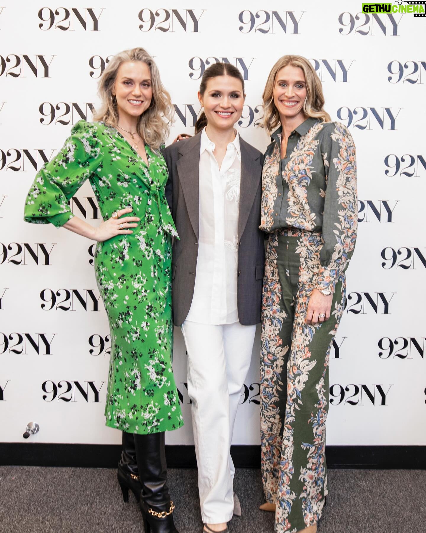 Phillipa Soo Instagram - What a night 🦋🩵 Thank you to everyone who came out for the Piper Chen Sings book launch. We are so grateful for all of your support. And a HUGE Thank you @hilarieburton for moderating our conversation about our sweet book. (If you haven’t already, read her newest book #grimoiregirl and be prepared to feel all the joy!) Hilarie, your spirit and enthusiasm was the cherry on top of a soulful and celebratory day! And to everyone who we met at the signing…We feel the love! Thank you for sharing your stories and supporting ours! Love, Pippa and Maris #piperchensings #piperchen @qinillustrations @marispasqualedoran @piperchenofficial @randomhousestudio @hilarieburton @92ndstreety Photo credit Karl Ault/Michael Priest Photography
