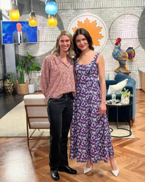 Phillipa Soo Instagram - Bit of a morning yesterday….Maris and I are thrilled to have shared a bit about our children’s book #PiperChenSings yesterday. Thank you @cbsmornings @hodaandjenna @newyorklivetv for having us!

Piper Chen Sings is on sale TODAY where all books are sold 🦋🩵🦋
@marispasqualedoran @qinillustrations @randomhousekids @randomhousestudio