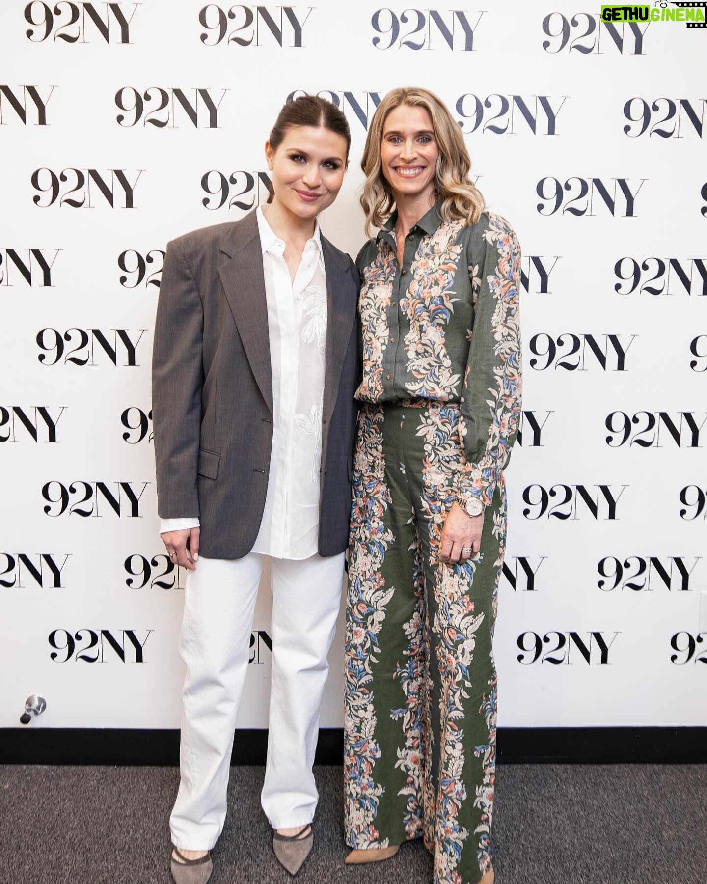 Phillipa Soo Instagram - What a night 🦋🩵 Thank you to everyone who came out for the Piper Chen Sings book launch. We are so grateful for all of your support. And a HUGE Thank you @hilarieburton for moderating our conversation about our sweet book. (If you haven’t already, read her newest book #grimoiregirl and be prepared to feel all the joy!) Hilarie, your spirit and enthusiasm was the cherry on top of a soulful and celebratory day! And to everyone who we met at the signing…We feel the love! Thank you for sharing your stories and supporting ours! Love, Pippa and Maris #piperchensings #piperchen @qinillustrations @marispasqualedoran @piperchenofficial @randomhousestudio @hilarieburton @92ndstreety Photo credit Karl Ault/Michael Priest Photography