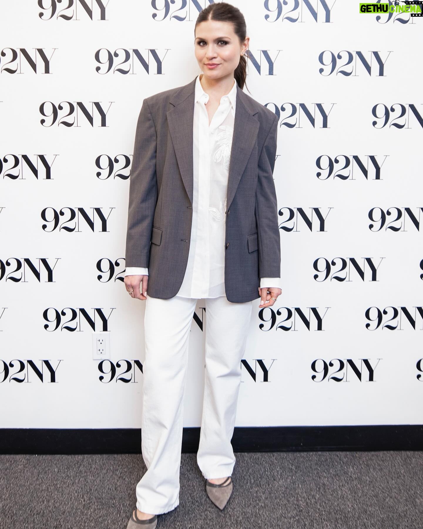 Phillipa Soo Instagram - Yesterday’s looks… @brunellocucinelli_brand head to toe and @jonathancohenstudio purple dream with a little glasses at the end there by @zimmermann styled by @cristinaehrlich HMU @rheannewhite @gpcbeauty Photo credit Karl Ault/Michael Priest Photography #piperchensings #piperchen @randomhousekids @randomhousestudio