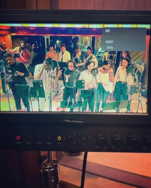 Phillipa Soo Instagram - What day is it you ask⁉️Well it’s Broadway Cast Recording Day @camelotbway ❗️❗️❗️❗️❗️
.
.
@atburnap @dannywolohan @fergsters95 @flittergaggot @tesiatee @matiasdelaflor @delphiborich @britnaaay_simpson @annsandersnyc @christianmarkgibbs @nkrumah_g @rachelgeorgea @frrankly @vantinoblast @edwin.joseph @hollyrgould @ramesjomney @valerietr47 
#broadwayrecords #lctheater #camelotbway