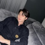 Phiravich Attachitsataporn Instagram - กลางดึกที่ยังไม่ได้สระผม เหนียวเหลือเกิน