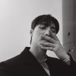 Phiravich Attachitsataporn Instagram - GALA NIGHT #พี่นาค4 เข้าโรงแล้วตอนนี้ สมบุกสมบันขนาดไหน 2รูปสุดท้ายคือคำตอบ @tiffnyandco @dolcegabbana @z_zocial