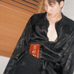 Phiravich Attachitsataporn Instagram – ปีมังกร ขอรับพรเป็นอั่งเปา 🐉 🧧