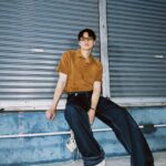 Phiravich Attachitsataporn Instagram – มืดแล้วทำไมยังเหลือง