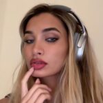 Pia Mia Instagram - final bounces coming in 🪞