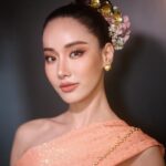 Pichana Yoosuk Instagram - สุขสันต์วันลอยกระทงจ้าววว🪷💐🌸💐