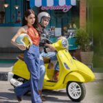 Pichsinee Veerasuthima Instagram – วันนี้โบกี้มากับ New Vespa LX White Edition สีเหลืองฉ่ำ ๆ เตรียมรับความสดใสจากพวกเราไปได้เลย : ) 💛
#VespaThailand #VespistiTH #VespaLX