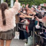 Pichsinee Veerasuthima Instagram - This is BOWKYLION タイ出身のシンガーソングライター ₊˚ ✦ 1st time performing in Tokyo! 🇯🇵 อบอุ่นหัวใจและเปี่ยมไปด้วยพลังมากๆค่ะ ดีใจที่ได้เจอกับทุกคนนะคะ • 日本が大好きです! 🫶🏽✨🇹🇭 ** ปล. พูดไม่รู้เรื่องสักภาษาเลยค่ะ 😆🤣 My clothes was made from recycled waste. It’s Yakult’s Bottle cap! from Thai Designer @pipatchara @pipa_________ 🍑